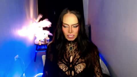 Snapshot of darksoul_mistress chatting on June 14, 5:26 pm HAPPY BIRTHDAY MISTRESS MADRIANA online show from June 14, 5:26 pm