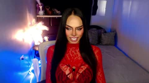 Snapshot of darksoul_mistress chatting on June 18, 5:08 am HAPPY BIRTHDAY MISTRESS MADRIANA online show from June 18, 5:08 am