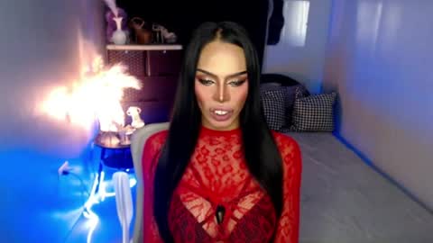Snapshot of darksoul_mistress chatting on July 2, 4:02 pm HAPPY BIRTHDAY MISTRESS MADRIANA online show from July 2, 4:02 pm
