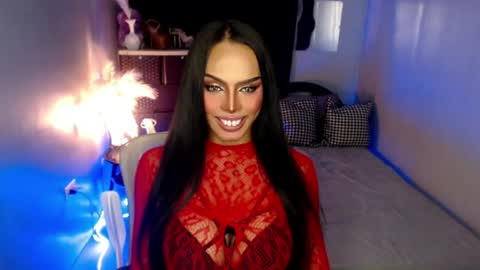 Snapshot of darksoul_mistress chatting on July 3, 4:13 pm HAPPY BIRTHDAY MISTRESS MADRIANA online show from July 3, 4:13 pm