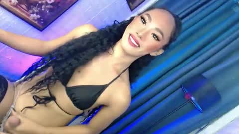 Snapshot of darkxmonica1111 chatting on November 19, 10:54 pm its me monica online show from November 19, 10:54 pm