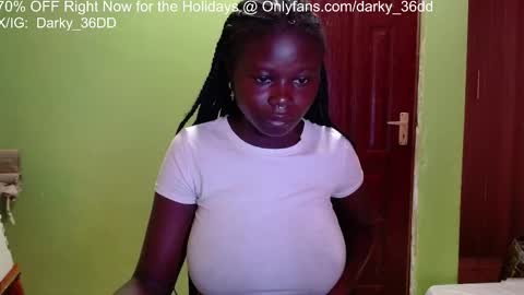Snapshot of darky_36dd chatting on September 9, 6:13 am exclusive sexual content -- IGTwitterX darky 32dd online show from September 9, 6:13 am