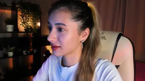 Belle online show from September 21, 4:03 am