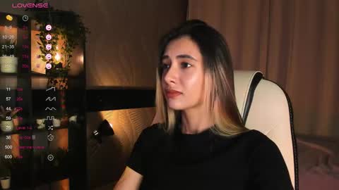 Belle online show from November 12, 4:35 am