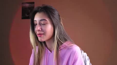 Belle online show from February 16, 5:47 am