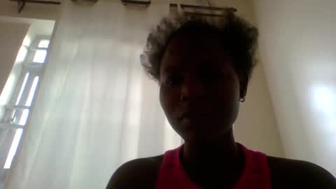 Snapshot of darling_dreamer2 chatting on May 10, 4:28 am darling_dreamer2 online show from May 10, 4:28 am