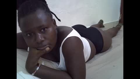 darling_ella online show from March 11, 8:53 am