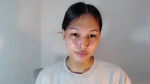 Snapshot of darling_sweetheartxx chatting on October 22, 4:18 pm YOUR ATHENA online show from October 22, 4:18 pm