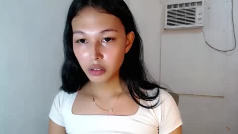 Snapshot of darling_sweetheartxx chatting on October 28, 4:53 pm YOUR ATHENA online show from October 28, 4:53 pm