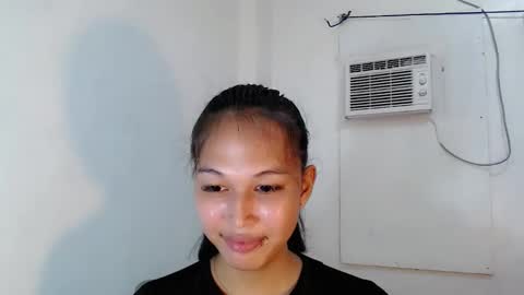 Snapshot of darling_sweetheartxx chatting on November 3, 1:34 pm YOUR ATHENA online show from November 3, 1:34 pm