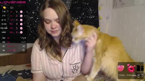 Snapshot of darling_tony18 chatting on November 28, 5:48 pm darling_tony18 online show from November 28, 5:48 pm