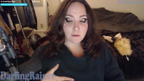 Snapshot of darlingrainee chatting on October 18, 7:42 am DarlingRainee online show from October 18, 7:42 am