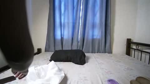 darlqueen online show from March 16, 5:24 am