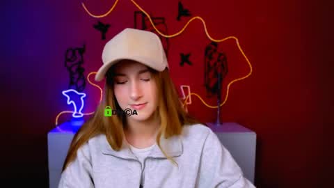 Snapshot of darly_honey chatting on April 15, 11:17 am darly honey online show from April 15, 11:17 am
