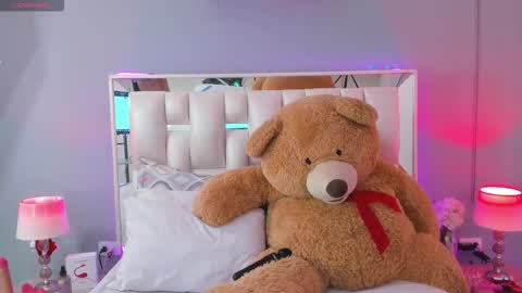 darlyn_tenderhot__ online show from September 23, 5:21 am