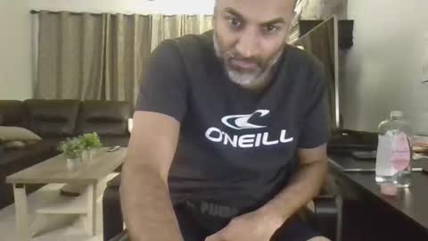 darryl43321 online show from December 21, 1:02 am