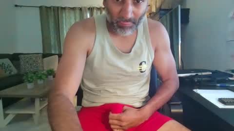 Snapshot of darryl43321 chatting on May 22, 4:23 pm darryl43321 online show from May 22, 4:23 pm