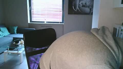 Snapshot of dartanjanas chatting on October 5, 10:57 am Dario online show from October 5, 10:57 am