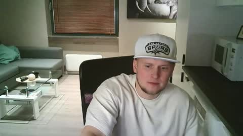 Snapshot of dartanjanas chatting on November 22, 4:39 pm Dario online show from November 22, 4:39 pm