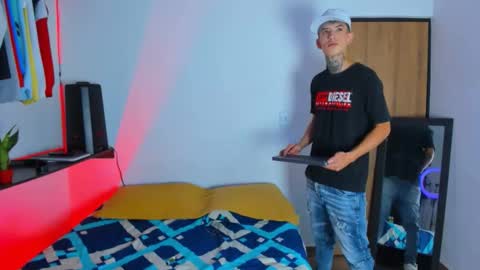 darwin_ggh online show from March 15, 8:37 pm