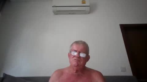 darwincock online show from June 5, 6:52 am