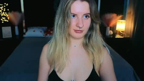 daryana_gray online show from May 13, 6:11 am