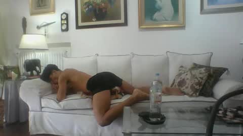 Daryo Franco online show from December 2, 3:47 pm