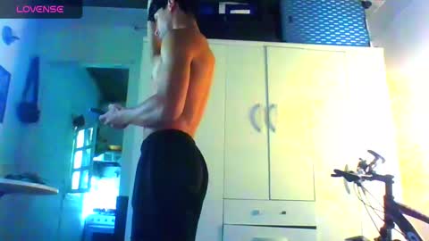 Daryo Franco online show from December 13, 5:00 pm