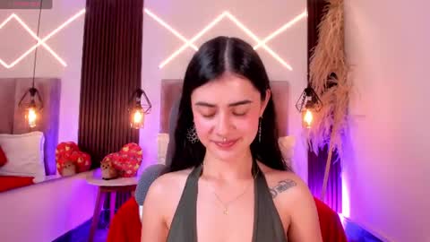 Snapshot of dasha_rodriguez chatting on July 28, 1:21 pm dasha_rodriguez online show from July 28, 1:21 pm