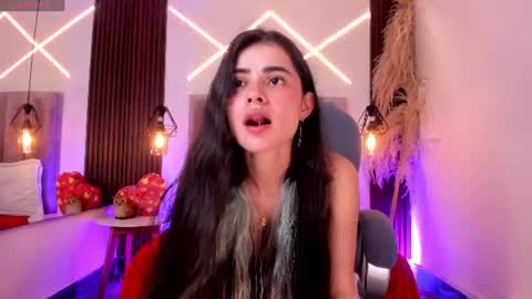 Snapshot of dasha_rodriguez chatting on July 28, 3:43 pm dasha_rodriguez online show from July 28, 3:43 pm