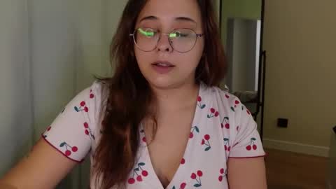 dashaprivet online show from November 25, 10:26 am