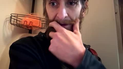 datitude online show from March 18, 7:11 am