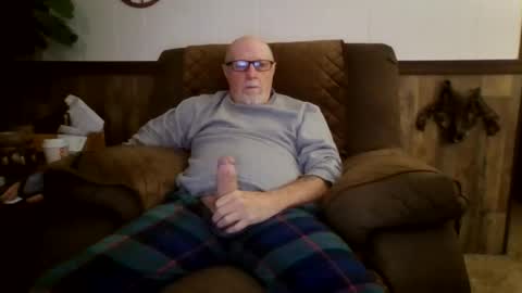 dave571960 online show from October 19, 10:49 am