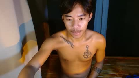 Snapshot of dave_boyyy chatting on October 12, 12:53 am dave_boyyy online show from October 12, 12:53 am