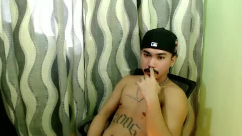 Snapshot of dave_cummers chatting on June 25, 5:12 am DAVE online show from June 25, 5:12 am