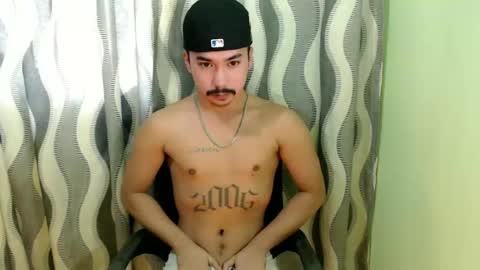 Snapshot of dave_cummers chatting on June 27, 2:38 am DAVE online show from June 27, 2:38 am