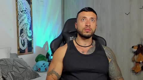 Snapshot of dave_max93 chatting on January 22, 2:37 am DAVE MAX online show from January 22, 2:37 am