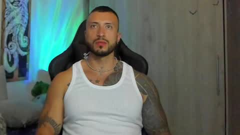 Snapshot of dave_max93 chatting on March 11, 3:05 am DAVE MAX online show from March 11, 3:05 am