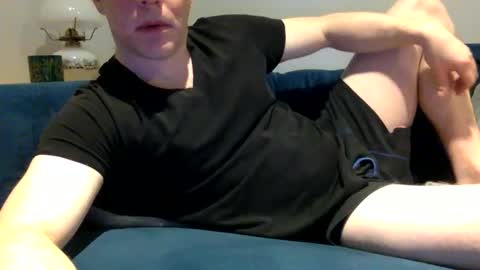 daveb709709709 online show from March 17, 1:43 am