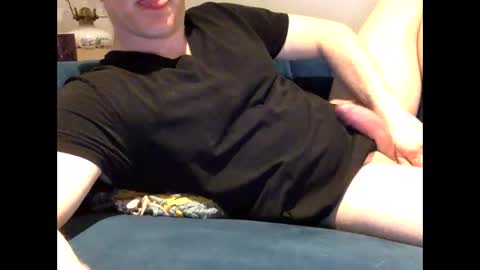 daveb709709709 online show from May 20, 2:07 am
