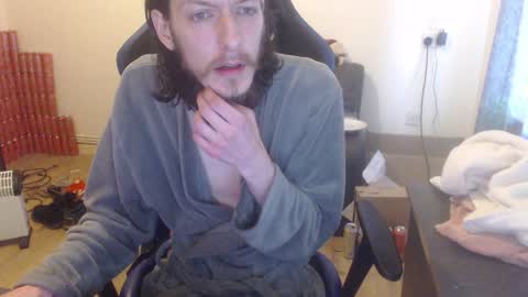 Snapshot of daver281197 chatting on January 10, 9:55 am dave online show from January 10, 9:55 am