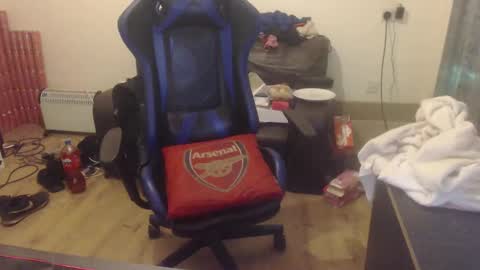 Snapshot of daver281197 chatting on March 7, 11:27 pm dave online show from March 7, 11:27 pm