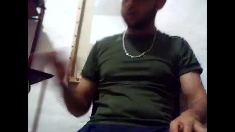 Snapshot of david23vergota chatting on April 1, 10:49 am david23vergota online show from April 1, 10:49 am