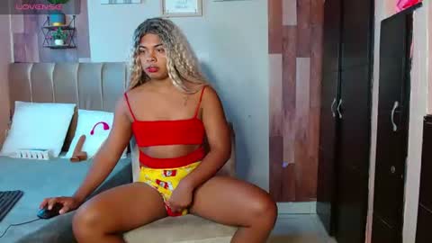 Snapshot of david778302 chatting on July 18, 8:45 pm Noha online show from July 18, 8:45 pm