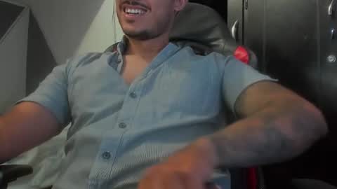 david__ox online show from August 2, 9:46 pm