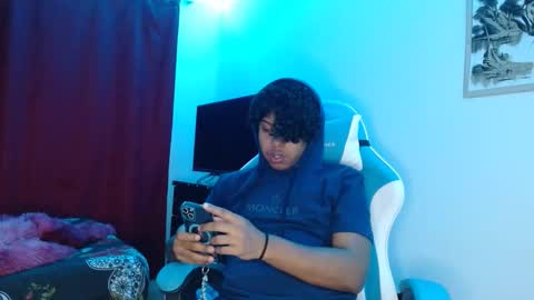 Snapshot of david_bigcockk chatting on November 2, 8:28 am DUVAN Y YERSON online show from November 2, 8:28 am