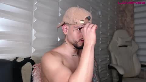 David col11 online show from November 24, 2:11 am