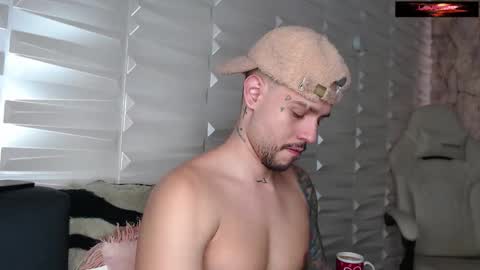 David col11 online show from December 1, 12:43 pm