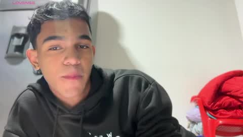 david_hot44 online show from April 3, 10:41 pm