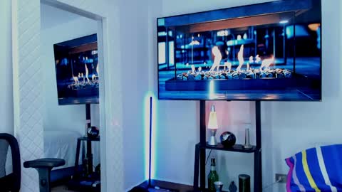 Snapshot of david_johnson372 chatting on May 13, 10:56 am Hey im David that loves to explore and speak their fantasies. Very open talktative and nice. Feel free to chat with me online show from May 13, 10:56 am